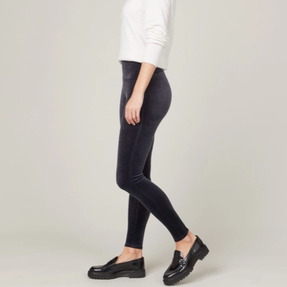 Black Velvet Authentic Spanx Leggings Size Medium